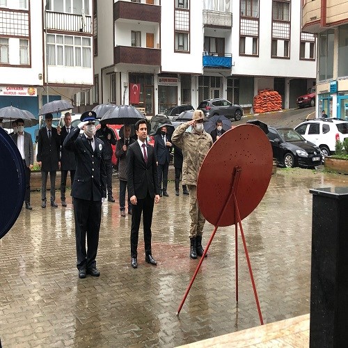 ATAMIZI SAYGI VE ÖZLEMLE ANIYORUZ